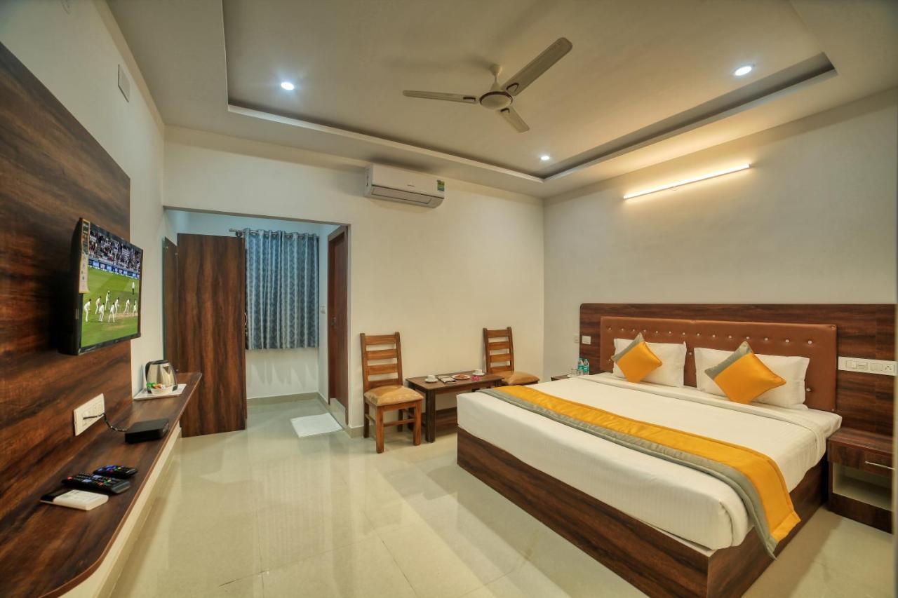 Visa Inn Transit Stay With Airport Transfer Bangalore Dış mekan fotoğraf